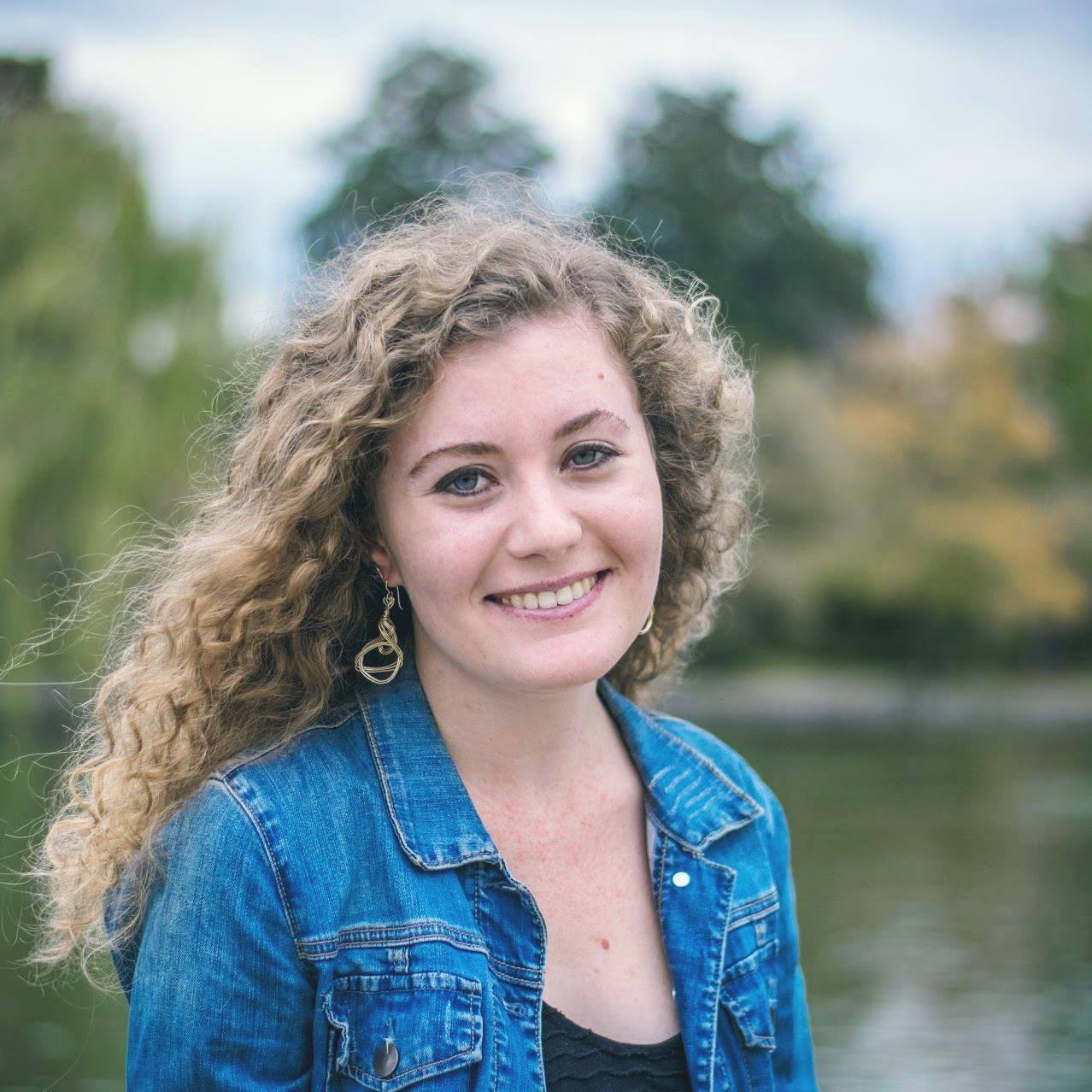 Claire Jones CIHS Fellow