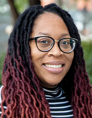 Victoria Taylor headshot